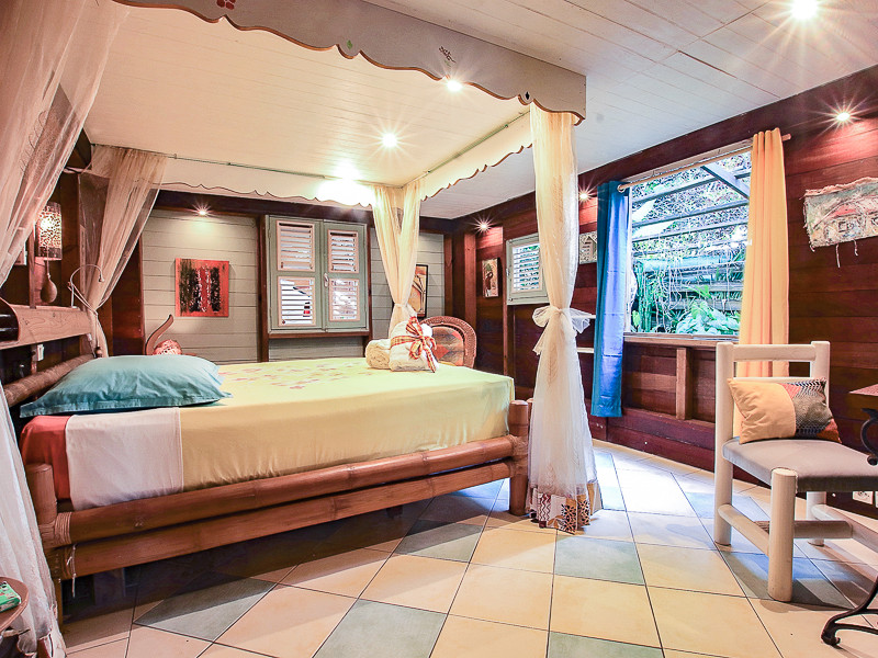 JADEN KREYOL - Gite au charme créole, situation centrale, ambiance locale