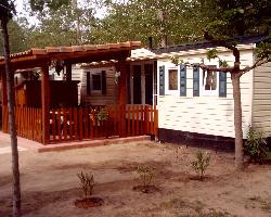 Loue superbe mobil-home climatisé dans camping 4* (Hérault)