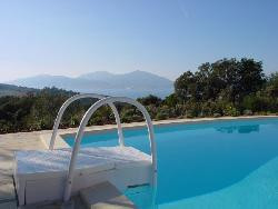 Villa de standing avec piscine à louer à Porticcio, Corse du Sud
