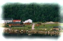 QUÉBEC, CHALET EN LOCATION VACANCES BORD DE MER