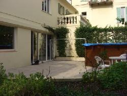 VILLA 150m2 a NICE 400 m de la mer et au calme