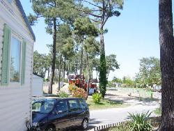 mobile home 3 chambres dans village vacance 4* à la palmyre (17)
