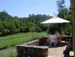 Gîte en pierre avec piscine au sel à 3km de SARLAT "la grange"