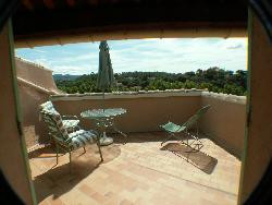 Maison 3* avec terrasse dans Bedoin, village de Provence au pied du Mont Ventoux