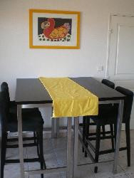 ST RAPHAEL F2 Centre ville GARE PLAGE 150m   JOLIE VUE voiture inutile