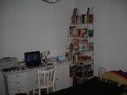 Chambre dans une maison de ville dans l'est parisien