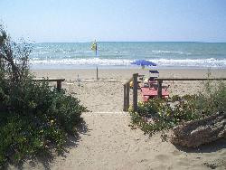 Appartement avec jardin privatif dans residence