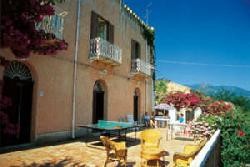 Dans la campagne, juste en face des Iles Eoliennes