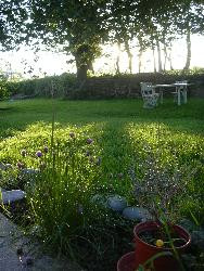Pont l'Abbé : grande maison avec jardin en pleine nature
