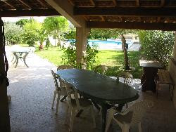 A louer grande villa avec piscine