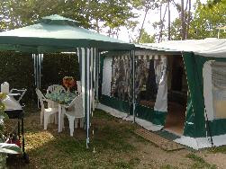 IODE, FARNIENTE, LOUE CARAVANE 4/5 PERS. à  17450  FOURAS