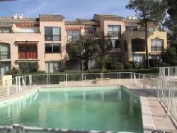 Location T2 avec piscine SAINT RAPHAEL
