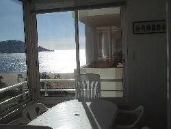 APPARTEMENT PIEDS DANS L'EAU