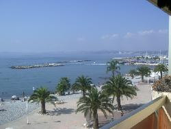 Rare F2 Bord de mer "Pieds dans l'eau St Lurent du var