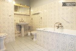 Superbe appartement bourgeois avec beaux volumes en plein centre ville
