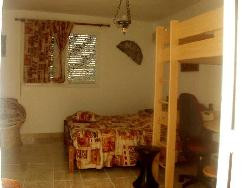 LOCATION SAISONNIERE - STUDIO MEUBLE CHEZ PARTICULIER