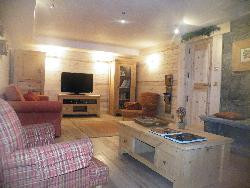 location MERIBEL chalet neuf avec spa à 5 minutes des pistes et du centre