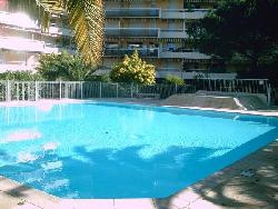 Joli Studio Fréjus Plage, 5min a pied de la Mer et des commerces