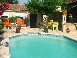 STUDIO AVEC PISCINE EN PROVENCE - CASSIS-AIX -MARSEILLE