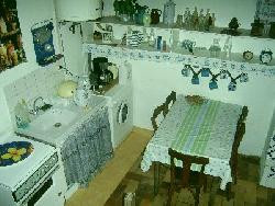 A 12 km des plages, maison en pierre pour 5 personnes, 230 euros la semaine