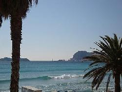 APPARTEMENT TOUT CONFORT A 200 M DES PLAGES
