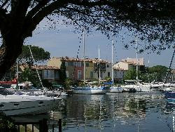 Maison de Pêcheur avec bateau à Port-Grimaud