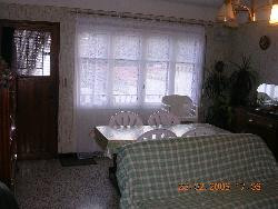 Maison de campagne dans petit village