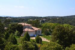 Grande et Belle Villa + piscine 9km d'Alès
