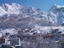 vacances à la montagne ETE/HIVER au coeur de Gourette
