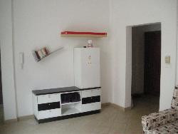 appartements au 1°et 2° etage et un rez-de-chaussée fleuri et personnel.