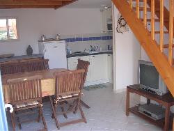 MAISON DE VACANCES DANS RESIDENCE AVEC PISCINE