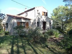 Maison pour 9 personnes dans un quartier résidentiel et calme aux Arcs sur Argens