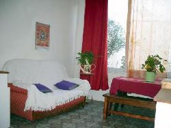 location à marseille, avec petit jardin près de la mer