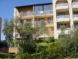 LOCATION T2 + MEZZANINE à SIX FOURS LES PLAGES A 100 m de la plage