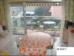 LAVANDOU 100 M PLAGE