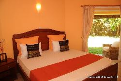 VILLA DE CHARME 5*,2MN PLAGE,PISCINE PRIVEE,CUISINIERE,WIFI ET VOITURE OFFERTE. A PARTIR DE 250€/J POUR 8/10 PERS