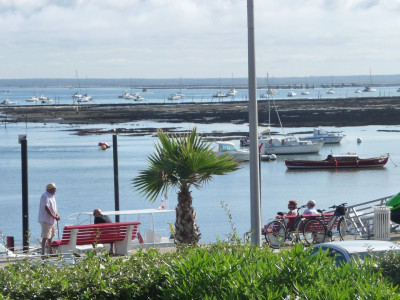 ARCACHON APPARTEMENT TRES BELLE VUE MER BORD DCE MER 36M2