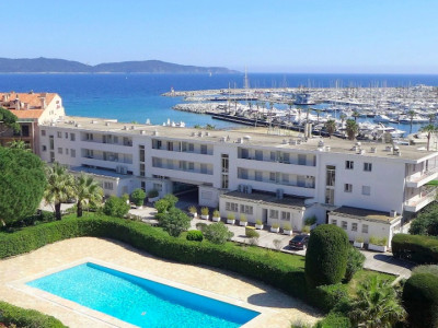 LOCATION VUE MER AVEC PISCINE