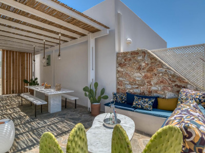 Villa à Paros en Grèce (Alyki port de pêcheurs), 500 mètres des plages, restaurants et commerces