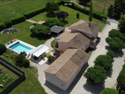 Villa 12 pers, PISCINE CHAUFFÉE privée, Clim & Studio (Et 3 SDB pour éviter la guerre du matin )