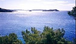 VILLA PIEDS DANS L'EAU PRESQU'ILE DE GIENS
