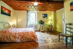 Gîte tranquile   'LES PLATANES'