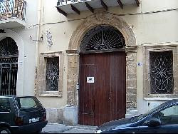 Cefalu' Sicilie  vacances vue mer, rue, montagnes ,Voile
