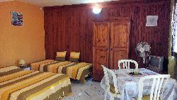 Studios et chambres à Plateau Caillou sur la côte ouest de l'Ile