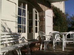 THEOULE SUR MER entre SAINT RAPHAEL et CANNES