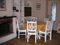 Maison en pierre, en bord de mer