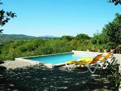 Villas en basse Ardeche et Roulotte sur un site unique et exceptionnel