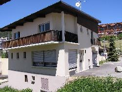 LOUE appt 5 pers : cuisine salon chambre aux pieds des pistes