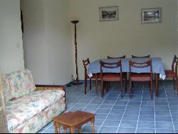 Ardèche méridionale Gîte avec piscine 6 personnes