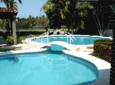 Villa Ixtapa au Mexique - Location saisonniere pour 6 personnes avec piscine privative